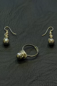 Simple silver fülbevaló és gyűrű