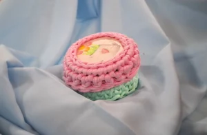 Tulipános horgolt doboz